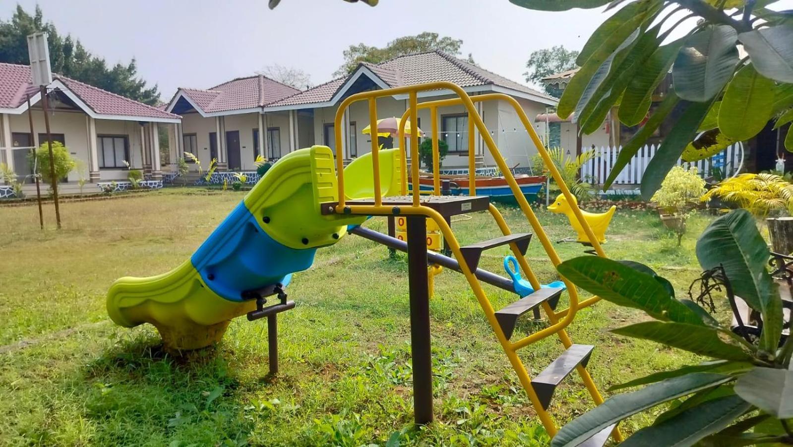 Windchime Cottages Alībāg Exterior foto